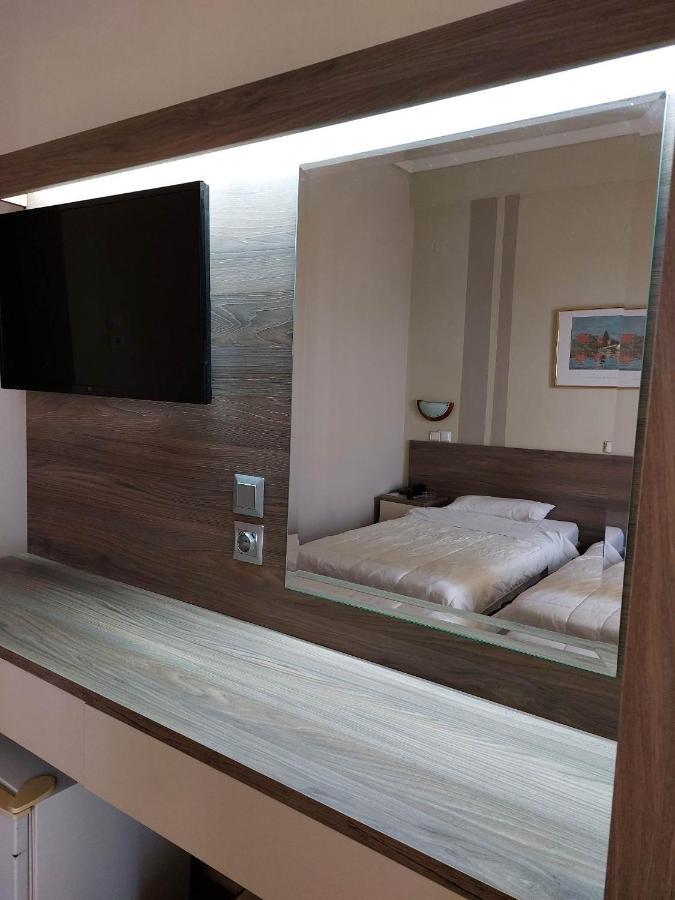 Hotel Oceanis à Thessalonique Extérieur photo