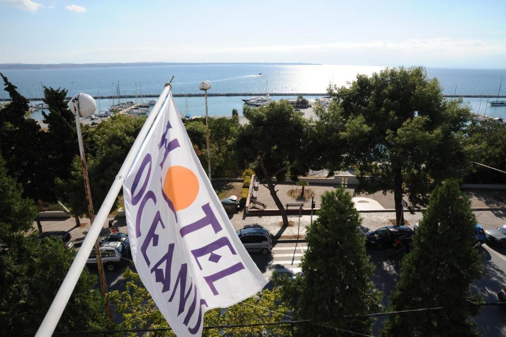 Hotel Oceanis à Thessalonique Extérieur photo