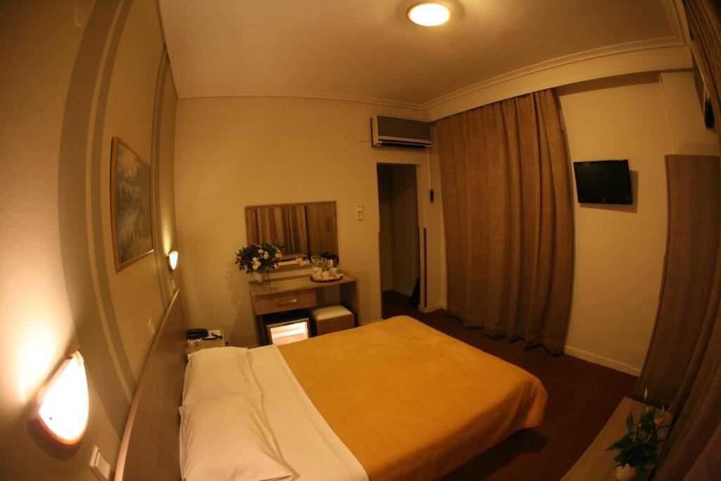 Hotel Oceanis à Thessalonique Extérieur photo